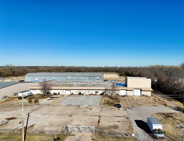 326 W College Ave, Guthrie, OK à vendre - Photo principale – Image 1 sur 3