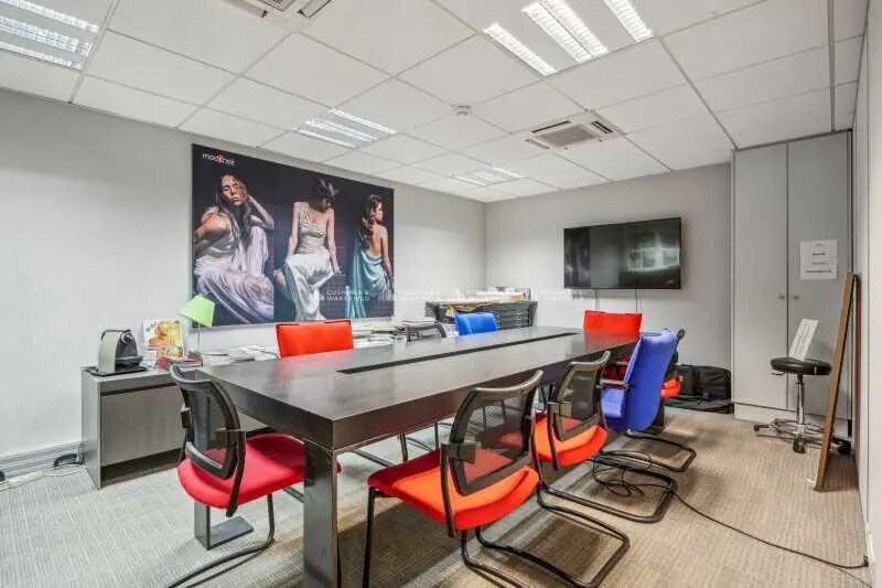 Bureau dans Paris à louer - Photo de l’immeuble – Image 3 sur 6