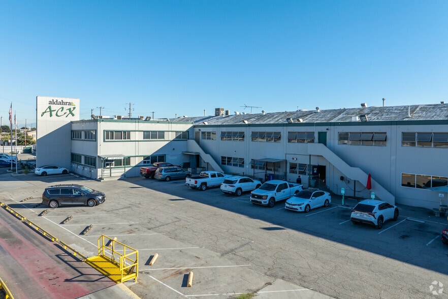 920 E Pacific Coast Hwy, Wilmington, CA à louer - Photo de l’immeuble – Image 2 sur 5