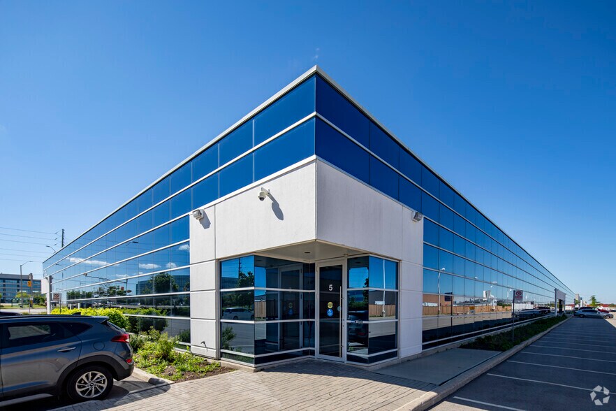 5110 Creekbank Rd, Mississauga, ON à louer - Photo de l’immeuble – Image 3 sur 4