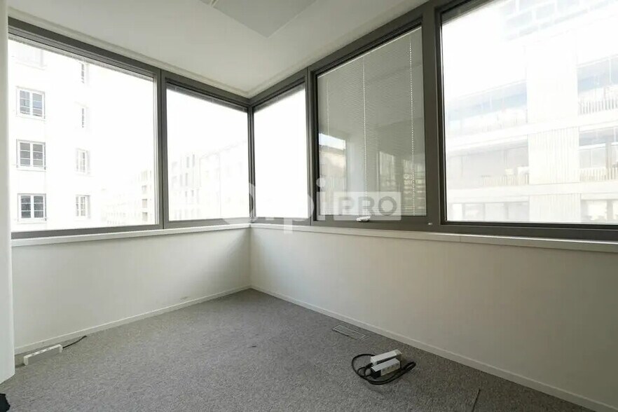 Bureau dans Lyon à louer - Photo de l’immeuble – Image 3 sur 10