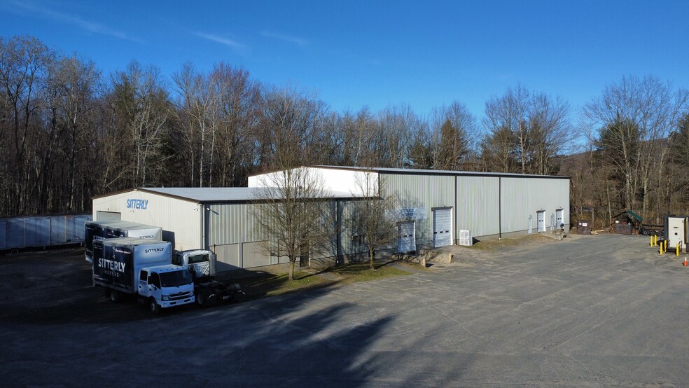 43 Whately Rd, South Deerfield, MA à vendre - Photo de l’immeuble – Image 2 sur 14