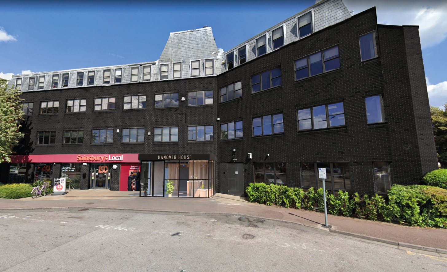 76 Coombe Rd, Kingston Upon Thames à louer Photo de l’immeuble– Image 1 sur 8