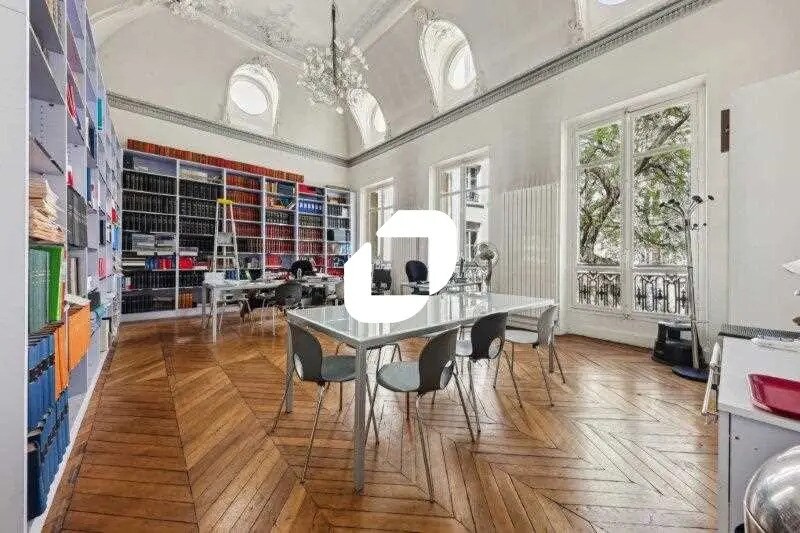 Bureau dans Paris à louer - Photo de l’immeuble – Image 2 sur 19