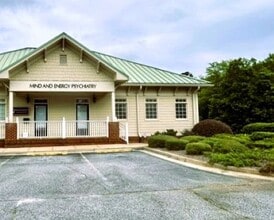 37 Calumet Unit 103 Lullwater Circle, Newnan, GA à louer Photo intérieure– Image 1 sur 11