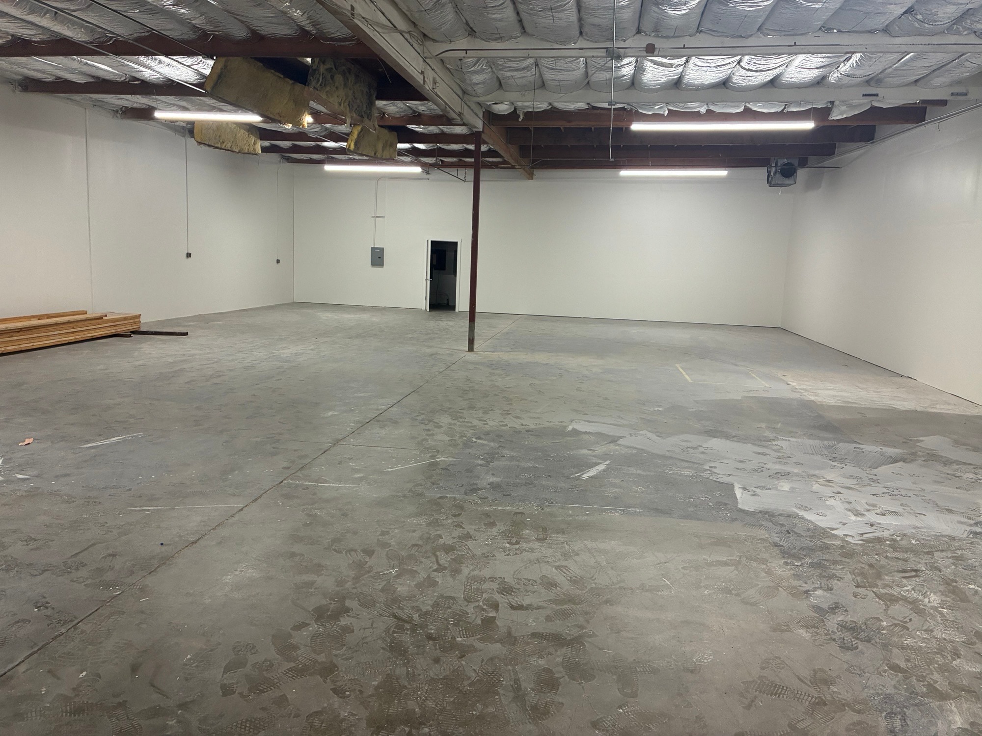 1064 Woodland Ave, Modesto, CA à louer Photo intérieure– Image 1 sur 4