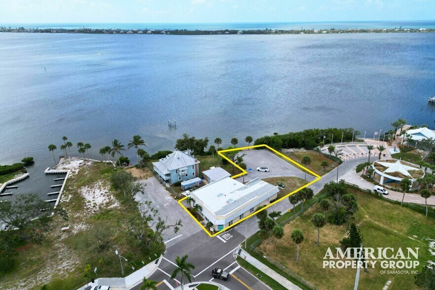 2 Buchans Lndg, Englewood, FL à louer - Photo de l’immeuble – Image 3 sur 6