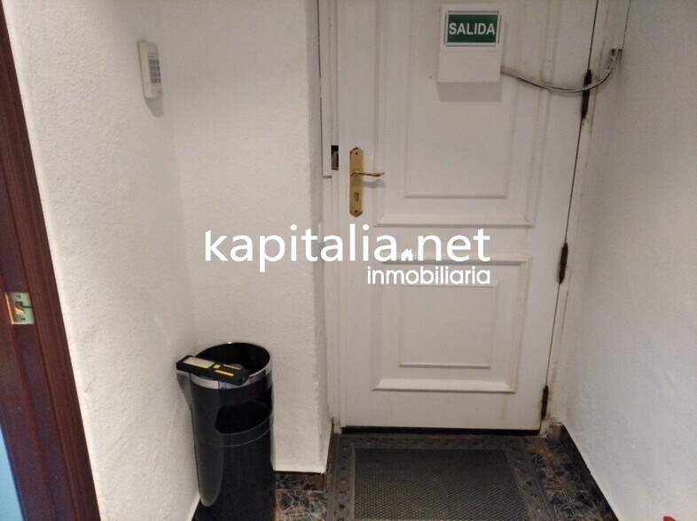 Local commercial dans València, Valencia à vendre - Photo de l’immeuble – Image 3 sur 13