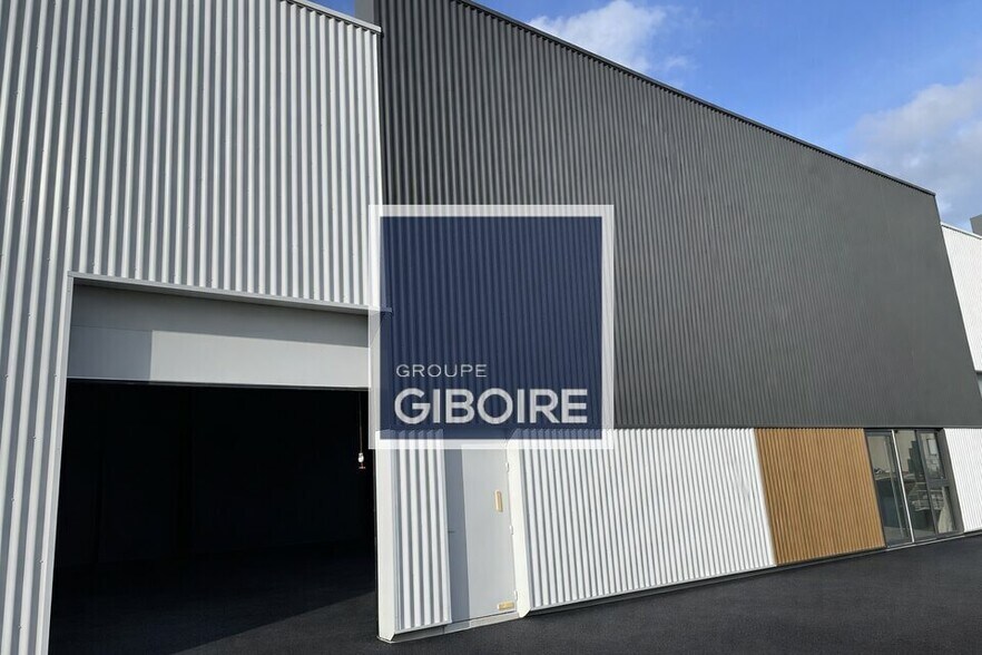 Industriel/Logistique dans La Mézière à louer - Photo de l’immeuble – Image 3 sur 10