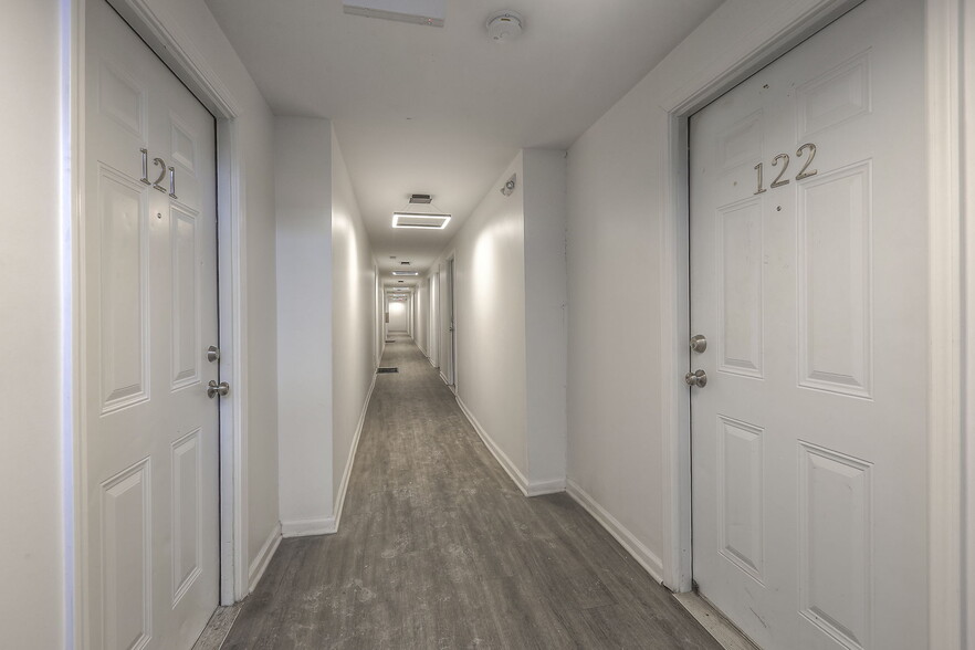 3035 Harrison St, Kansas City, MO à vendre - Photo intérieure – Image 2 sur 9
