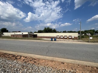 Plus de détails pour 205 SE Market St, Reidsville, NC - Industriel/Logistique à louer