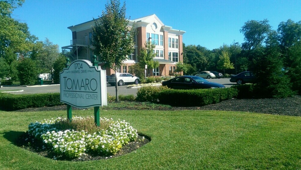 1704 Maxwell Dr, Wall Township, NJ à louer - Photo de l’immeuble – Image 2 sur 13