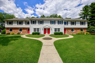 Plus de détails pour 565 Bay Rd, Queensbury, NY - Bureau à louer