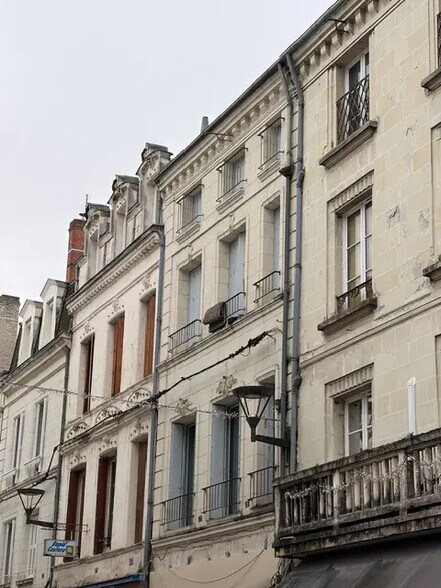 Local commercial dans Châtellerault à vendre - Photo de l’immeuble – Image 2 sur 3