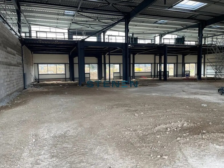 Local d'activités dans Marignane à vendre - Photo intérieure – Image 3 sur 5