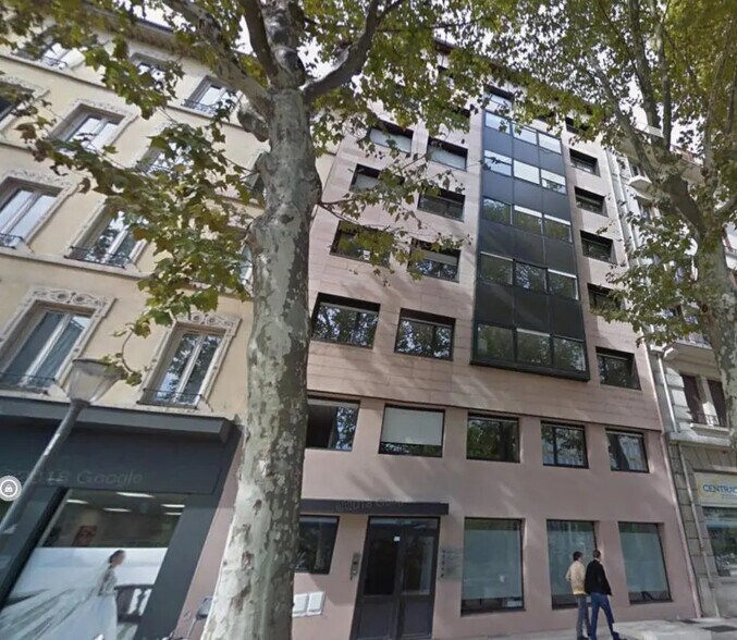 194 Bis Rue Garibaldi, Lyon à louer - Photo de l’immeuble – Image 1 sur 2