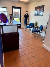 5418 W Crenshaw St, Tampa, FL à louer Photo intérieure– Image 1 sur 17