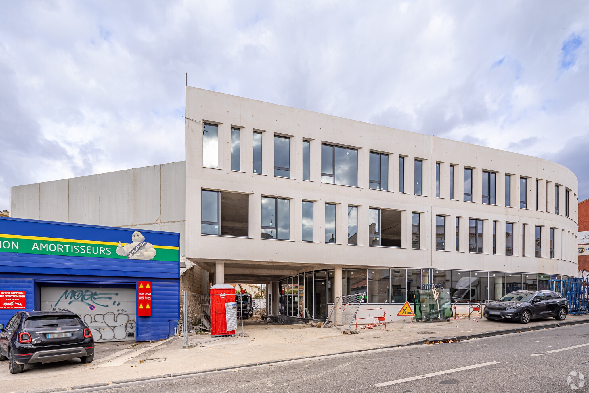 79-81 Boulevard De Sainte Marguerite, Marseille à vendre Photo principale– Image 1 sur 10