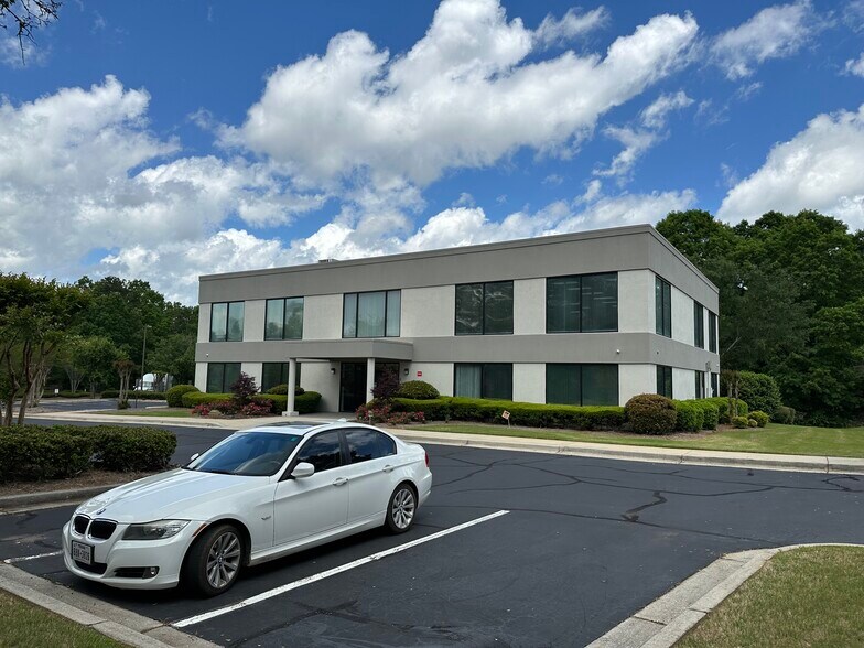 2425 Wall St, Conyers, GA à louer - Photo de l’immeuble – Image 3 sur 9