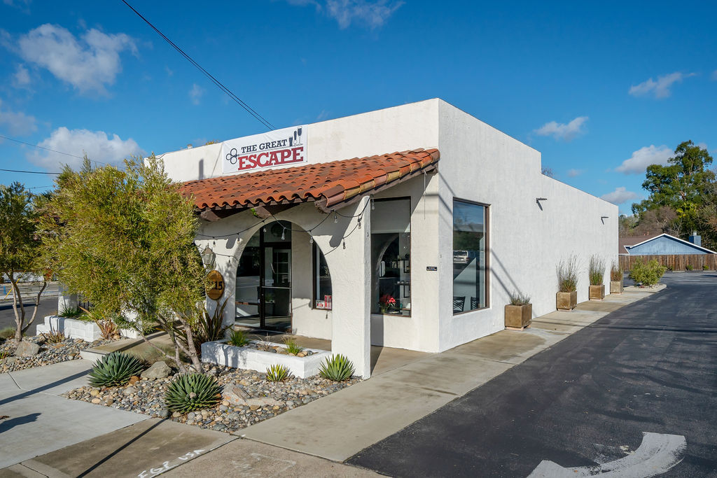 8115-8149 El Camino Real, Atascadero, CA à louer Photo de l’immeuble– Image 1 sur 28