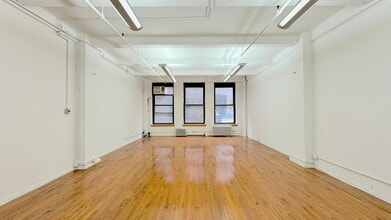 121-127 W 27th St, New York, NY à louer Photo intérieure– Image 2 sur 8