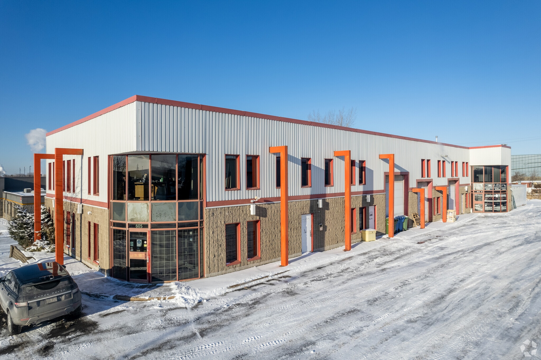 605 Boul Guimond, Longueuil, QC à vendre Photo principale– Image 1 sur 6