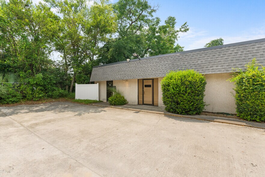 605 E 69th St, Savannah, GA à louer - Photo de l’immeuble – Image 3 sur 4