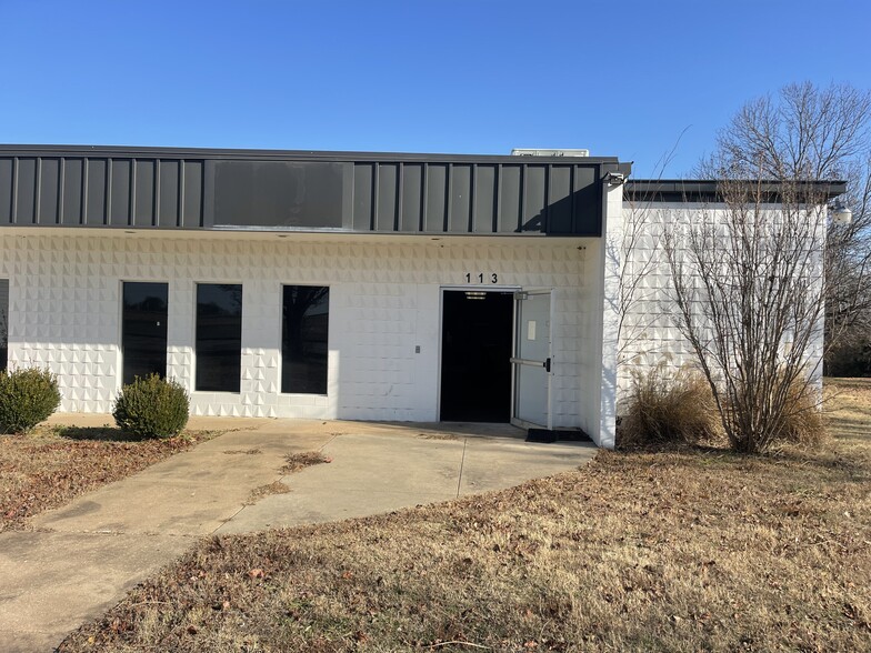 113 W South St, Lincoln, AR à louer - Photo de l’immeuble – Image 3 sur 28