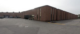 Plus de détails pour 77-81 Saint Regis Cres, Toronto, ON - Industriel/Logistique à louer