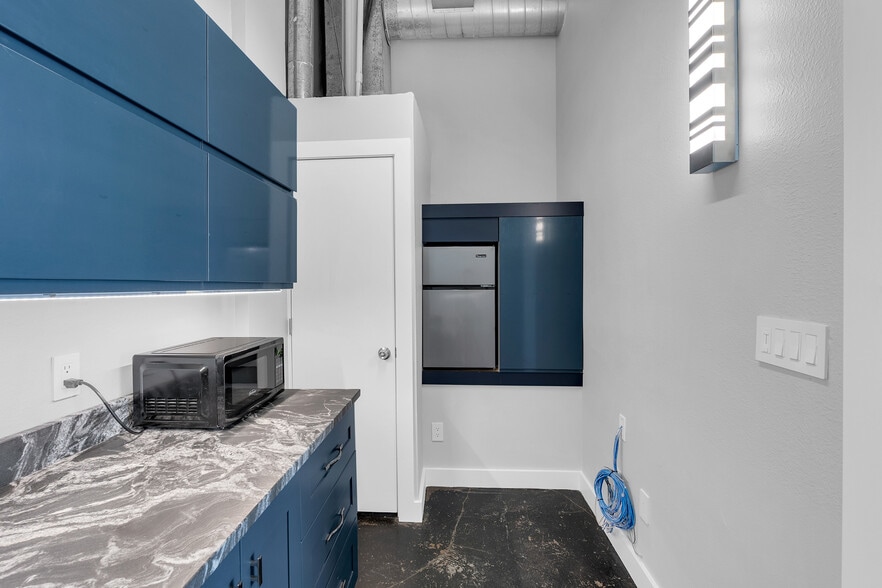 815 E 3rd St, Tulsa, OK à louer - Photo intérieure – Image 3 sur 20