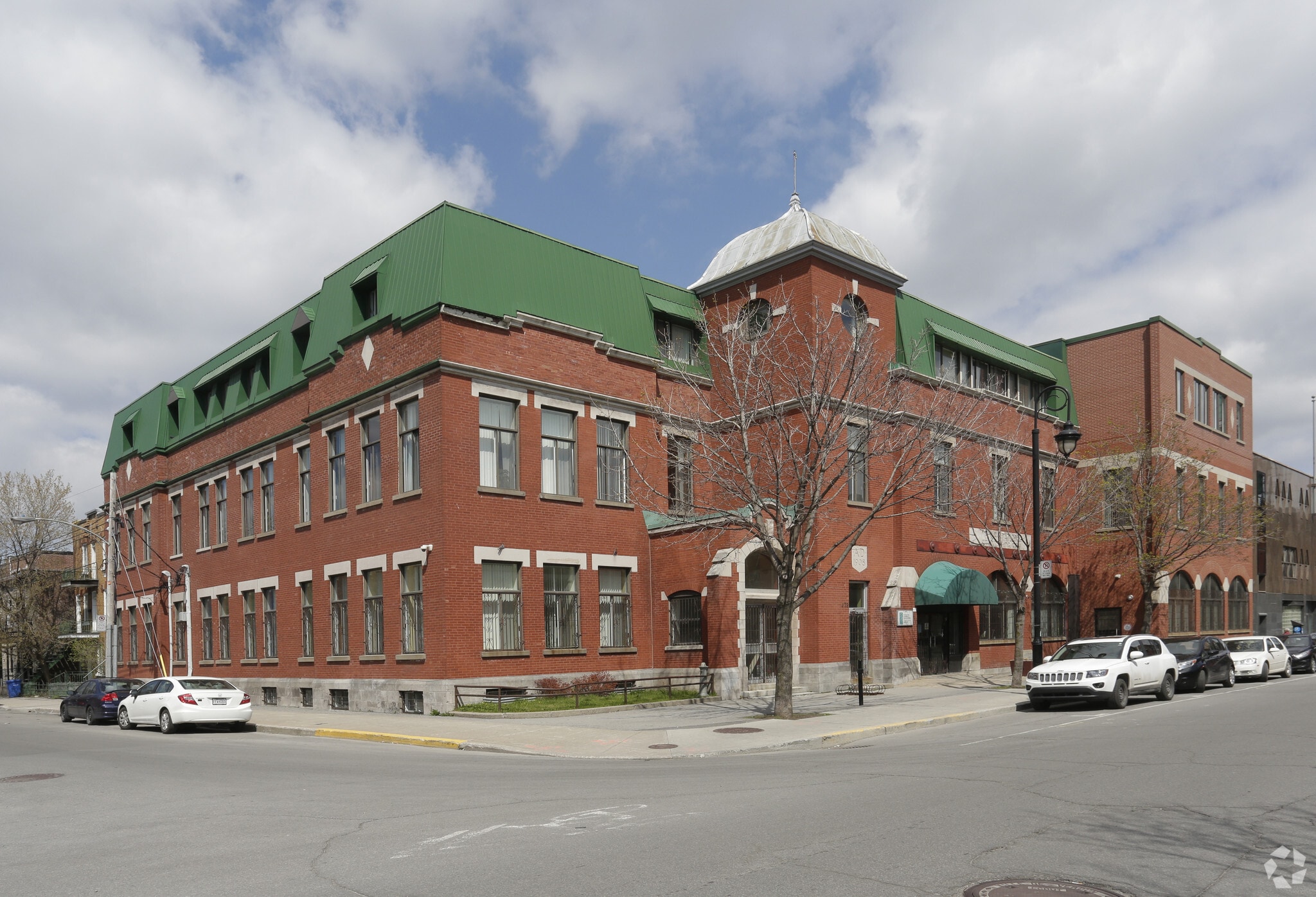 471-475 Av De L'église, Montréal, QC à vendre Photo principale– Image 1 sur 3