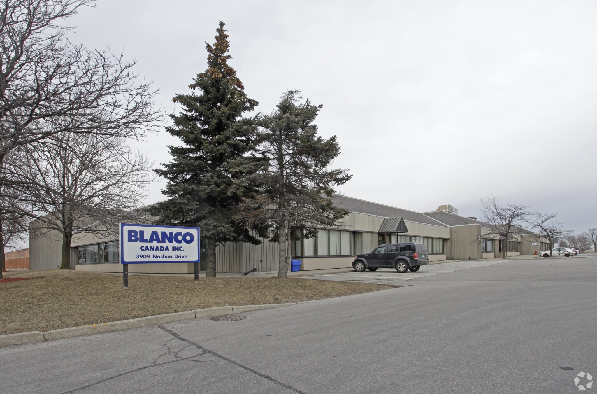 3909 Nashua Dr, Mississauga, ON à louer Photo principale– Image 1 sur 3