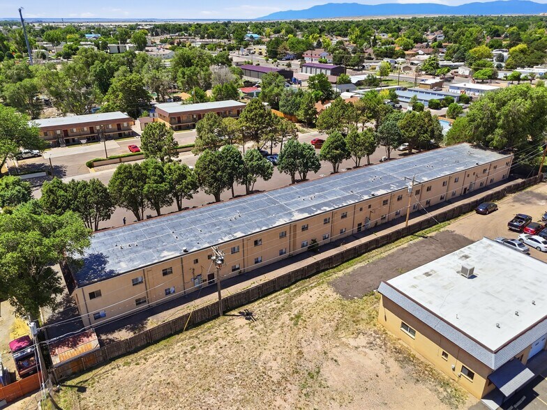 2625 Himes Ave, Pueblo, CO à vendre - Photo de l’immeuble – Image 3 sur 7
