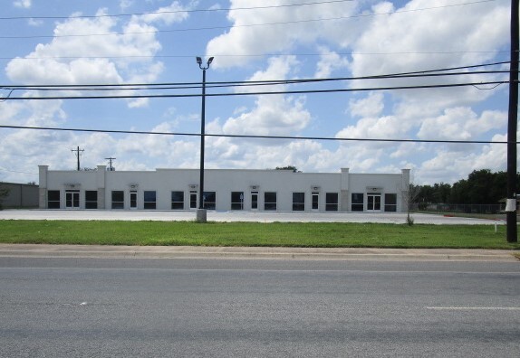 3121 Wilson Rd, Harlingen, TX à louer Photo de l’immeuble– Image 1 sur 11