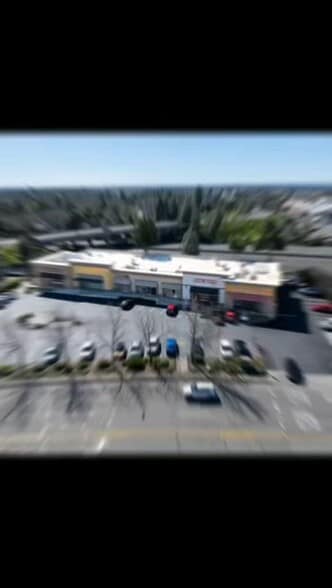 960-961 Dana Dr, Redding, CA à louer - Vidéo sur l’annonce professionnelle – Image 3 sur 22