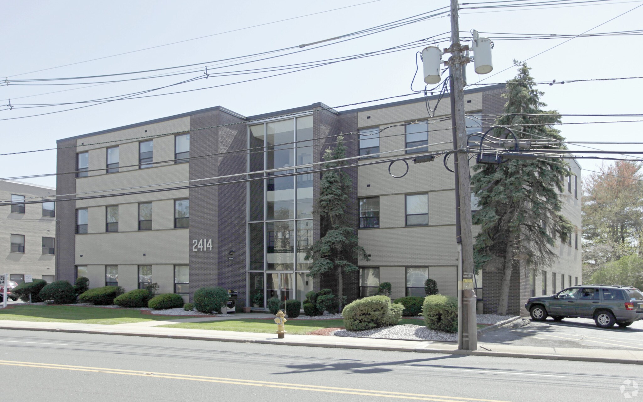 2414 Morris Ave, Union Township, NJ à louer Photo principale– Image 1 sur 3
