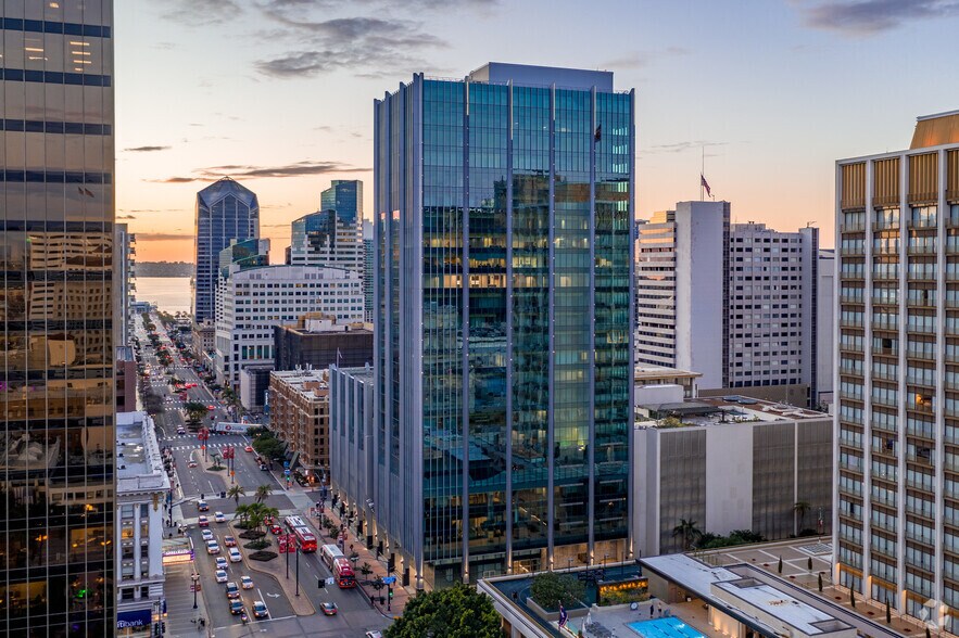 180 Broadway, San Diego, CA à louer - Photo de l’immeuble – Image 2 sur 10