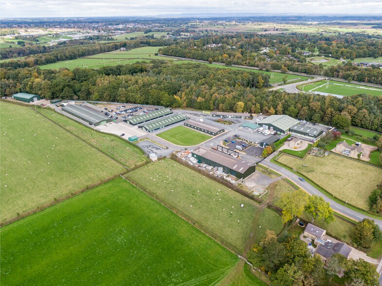 Pannal Rd, Harrogate à louer - Photo de l’immeuble – Image 2 sur 3