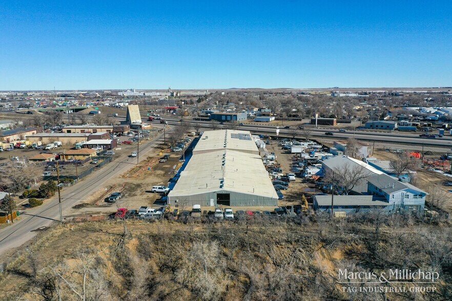 8777 Brighton Rd, Henderson, CO à louer - Photo de l’immeuble – Image 3 sur 32