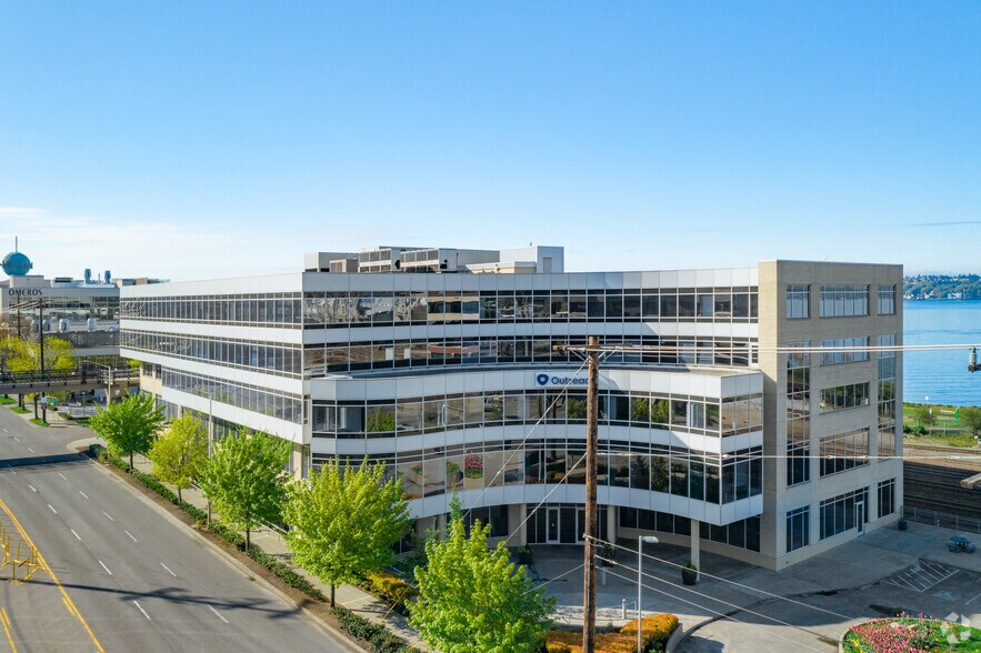 333 Elliott Ave W, Seattle, WA à louer - Photo principale – Image 1 sur 11