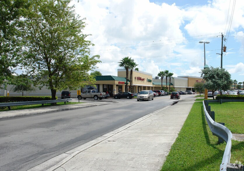 9509 W Flagler St, Miami, FL à louer - Photo de l’immeuble – Image 1 sur 6