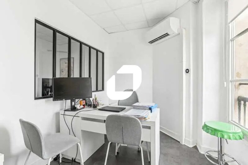 Bureau dans Bordeaux à louer - Photo de l’immeuble – Image 3 sur 11