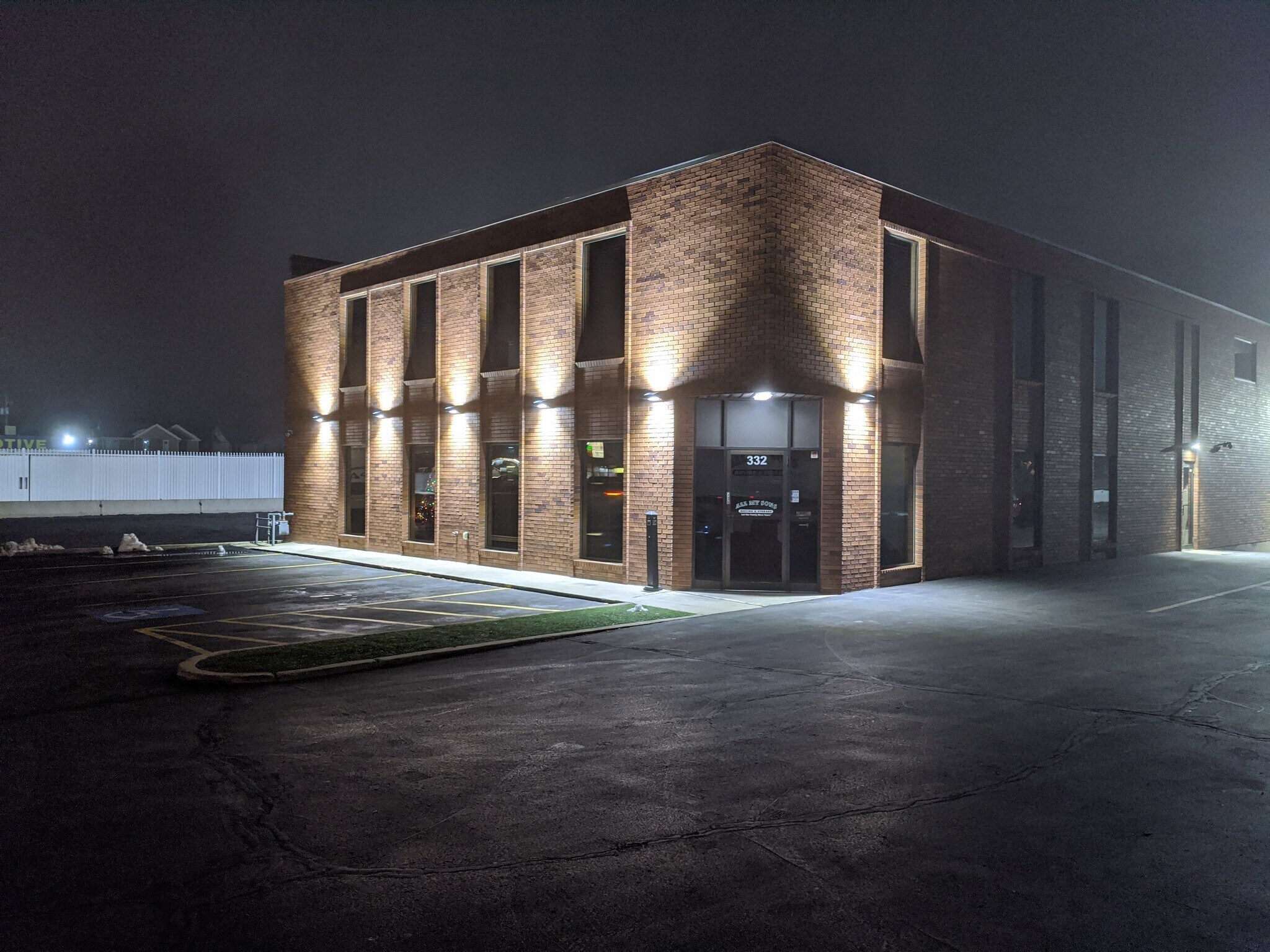 332 E 3300 S, Salt Lake City, UT à louer Photo de l’immeuble– Image 1 sur 4