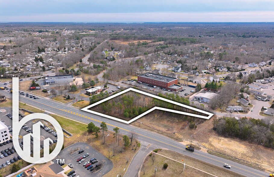 232 New Jersey 70, Toms River, NJ à louer - Photo de l’immeuble – Image 1 sur 2