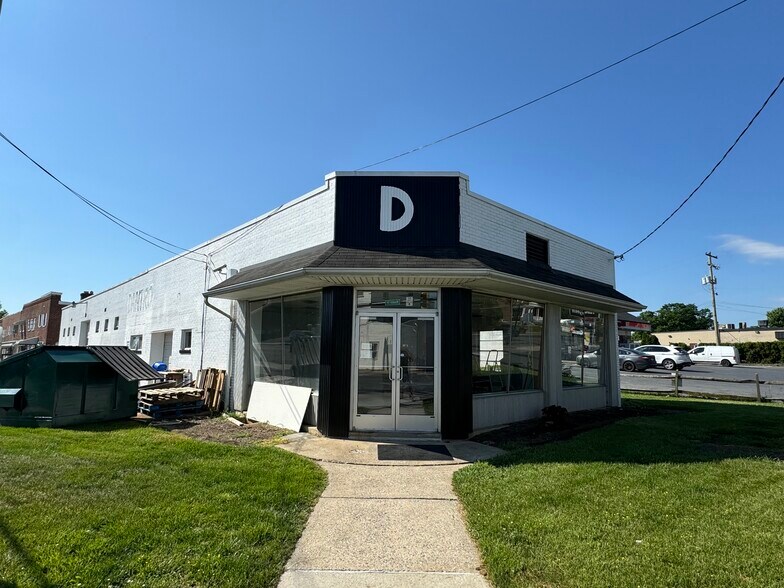 858 Manor St, Lancaster, PA à louer - Photo de l’immeuble – Image 2 sur 3