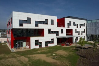 Plus de détails pour Bureau, Local d'activités à louer