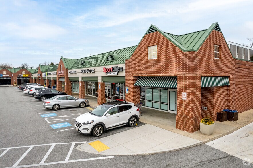 6340-6386 York Rd, Towson, MD à louer - Photo de l’immeuble – Image 3 sur 6