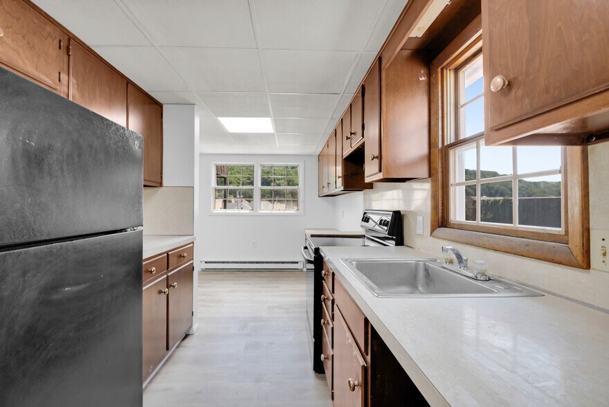 110 W Ridge St, Lansford, PA à vendre - Photo de l’immeuble – Image 3 sur 27