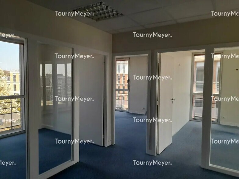 Bureau dans Rennes à louer - Photo de l’immeuble – Image 1 sur 4
