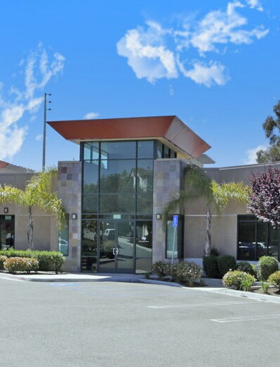 489 Saxony Pl, Encinitas, CA à louer - Photo de l’immeuble – Image 3 sur 9